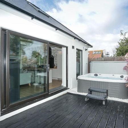 The Broadway Beach House With Hot Tub Herne Bay Εξωτερικό φωτογραφία